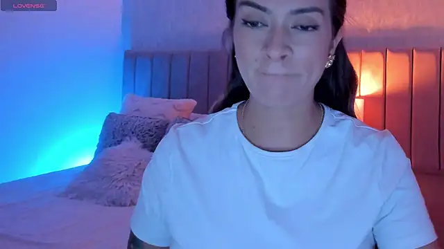 Victoria romanox online show from 03-03-25, 12:59