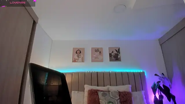 Victoria romanox online show from 01-07-26, 06:27