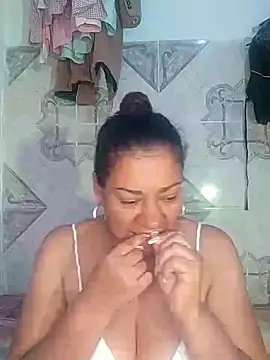 Snapshot of sorbetico_perverse chatting on 12-30-24, 02:08 sorbetico perverse online show from 12-30-24, 02:08