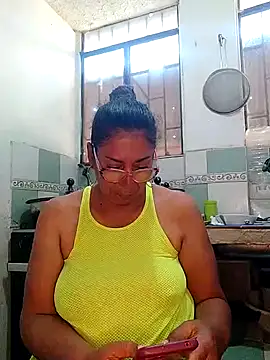 Snapshot of sorbetico_perverse chatting on 02-14-25, 01:51 sorbetico perverse online show from 02-14-25, 01:51