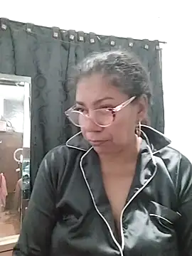 Snapshot of sorbetico_perverse chatting on 03-08-25, 12:09 sorbetico perverse online show from 03-08-25, 12:09