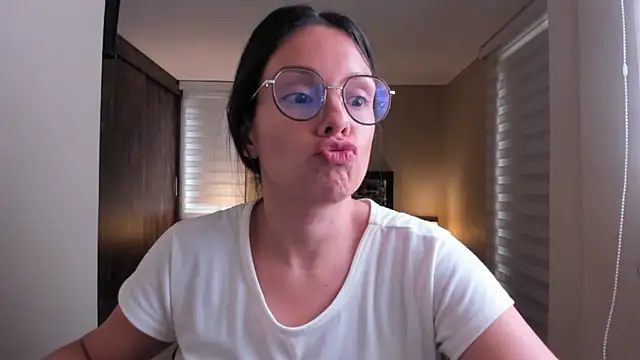 anabel 025 online show from 01-03-25, 07:50