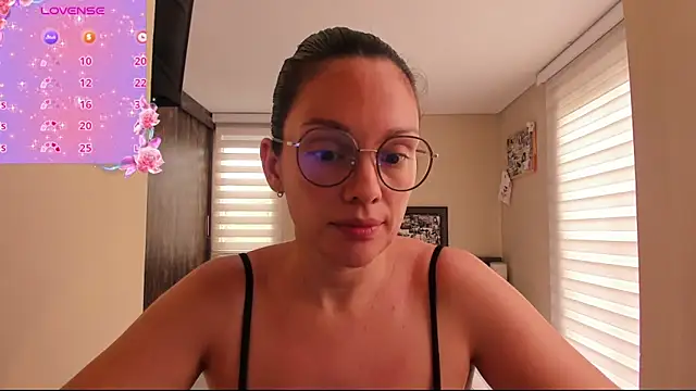 anabel 025 online show from 05-30-26, 04:48