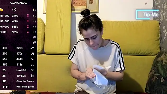 ana squirt69 online show from 11-18-25, 04:06