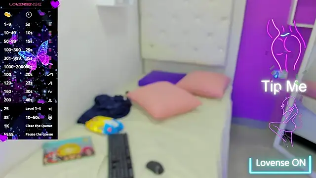 Alanna hot3 online show from 01-23-25, 07:18