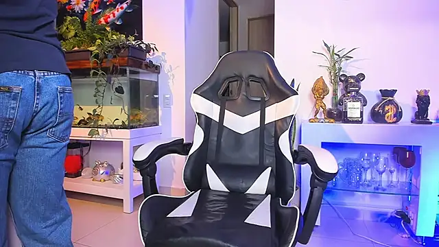 Johnnygrayson1 online show from 02-04-26, 11:31