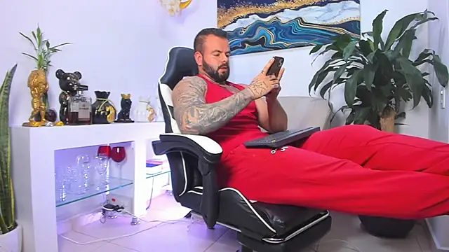 Johnnygrayson1 online show from 02-09-26, 01:20