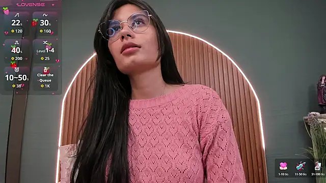 Snapshot of NayeCloud chatting on 11-08-25, 03:39 NayeCloud online show from 11-08-25, 03:39