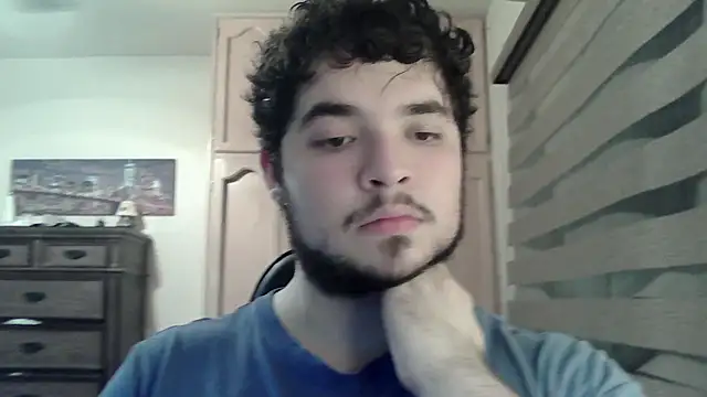 Himbo fox online show from 06-15-26, 07:43