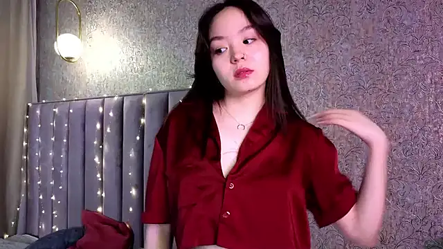 TaiteGloss online show from 01-09-25, 04:17