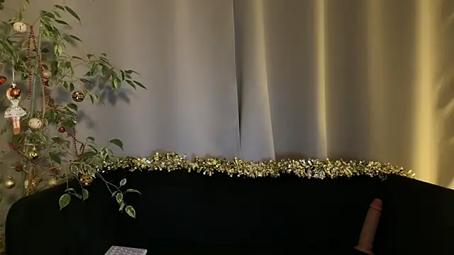 weshycouple online show from 12-26-24, 07:16