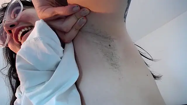 Snapshot of NewAgatha_Bolton chatting on 10-14-25, 11:49 NewAgatha Bolton online show from 10-14-25, 11:49