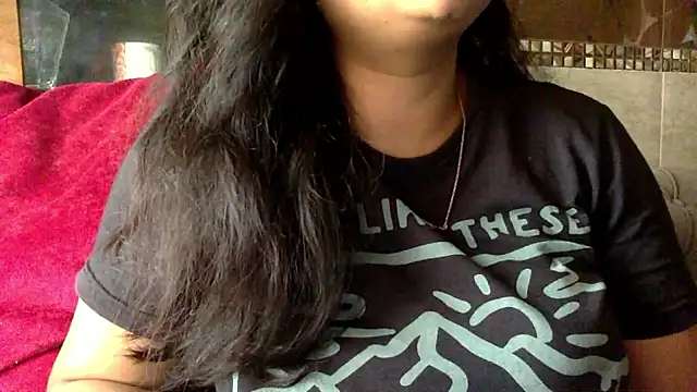 Snapshot of HaaniKaur chatting on 05-09-26, 08:19 HaaniKaur online show from 05-09-26, 08:19