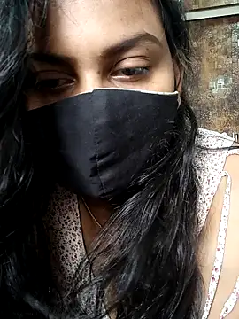 Snapshot of HaaniKaur chatting on 06-23-26, 05:49 HaaniKaur online show from 06-23-26, 05:49