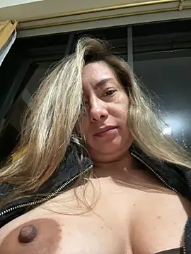 xLadyScarlettx online show from 02-04-25, 01:34