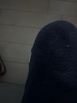 Snapshot of Lucom23 chatting on 10-09-25, 12:30 Lucom23 online show from 10-09-25, 12:30