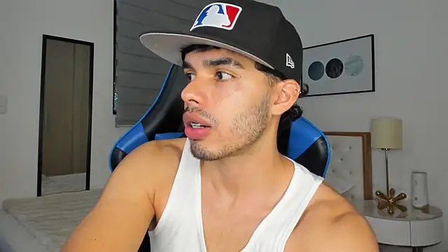 mateoleonee online show from 12-06-24, 03:11