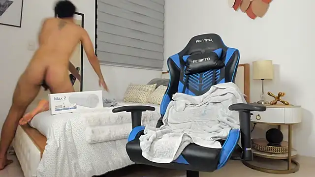 mateoleonee online show from 01-02-25, 07:23