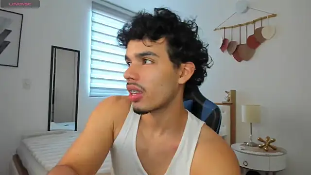 mateoleonee online show from 01-09-25, 08:01