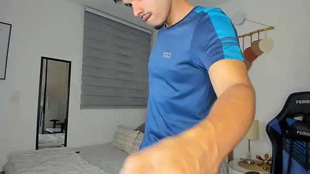 mateoleonee online show from 01-11-25, 03:55