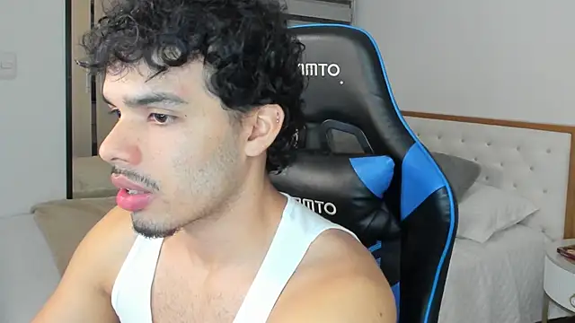 mateoleonee online show from 01-21-25, 01:18