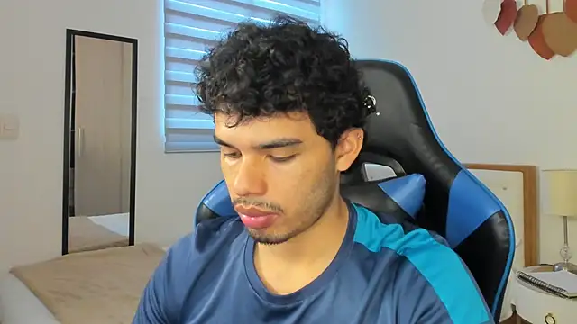 mateoleonee online show from 02-09-25, 03:56