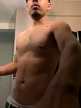 mateoleonee online show from 10-05-25, 03:49