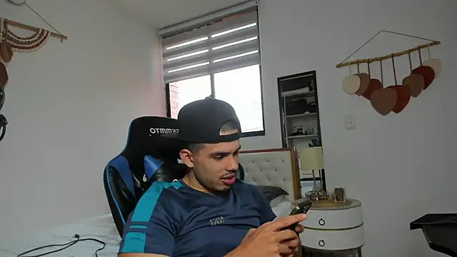 mateoleonee online show from 03-14-26, 08:47