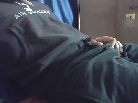 hot to handel online show from 12-23-25, 05:05