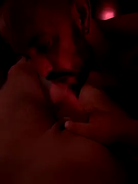 Snapshot of Don69768 chatting on 10-26-25, 09:15 Don69768 online show from 10-26-25, 09:15