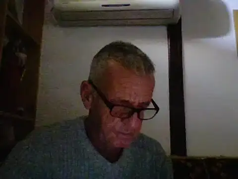 Snapshot of Freddy1962 chatting on 12-14-24, 07:14 Freddy1962 online show from 12-14-24, 07:14