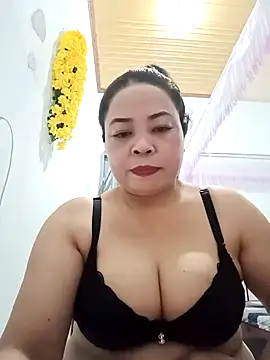 Sexy-bigtits2024 online show from 12-17-24, 12:22