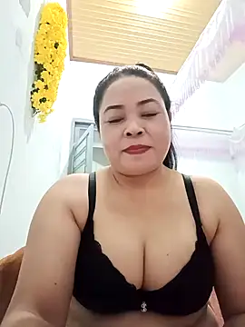 Sexy-bigtits2024 online show from 01-02-25, 12:35