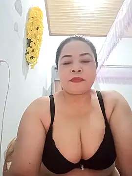 Sexy-bigtits2024 online show from 01-03-25, 11:44
