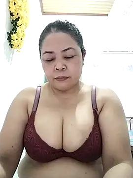 Sexy-bigtits2024 online show from 02-04-26, 11:05