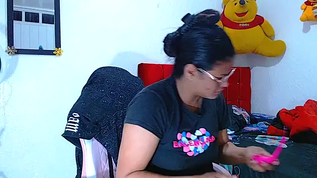 Snapshot of SweetAlmaa chatting on 12-14-24, 09:51 SweetAlmaa online show from 12-14-24, 09:51