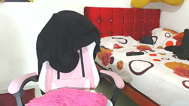 Snapshot of SweetAlmaa chatting on 01-16-25, 04:07 SweetAlmaa online show from 01-16-25, 04:07