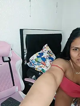 Snapshot of SweetAlmaa chatting on 02-19-25, 09:47 SweetAlmaa online show from 02-19-25, 09:47