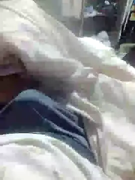 Snapshot of lorraine_alves_ferreira chatting on 10-24-25, 01:46 lorraine alves ferreira online show from 10-24-25, 01:46