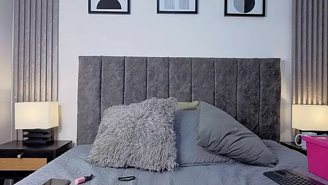 Ema Stone65 online show from 03-21-26, 08:01