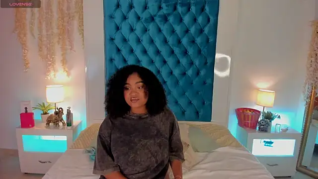 Snapshot of ohrianagibson chatting on 04-13-26, 10:26 ohrianagibson online show from 04-13-26, 10:26