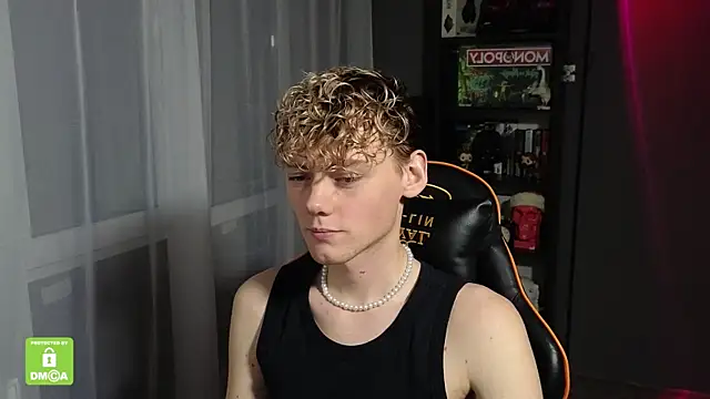 Keytaro online show from 10-22-25, 11:59