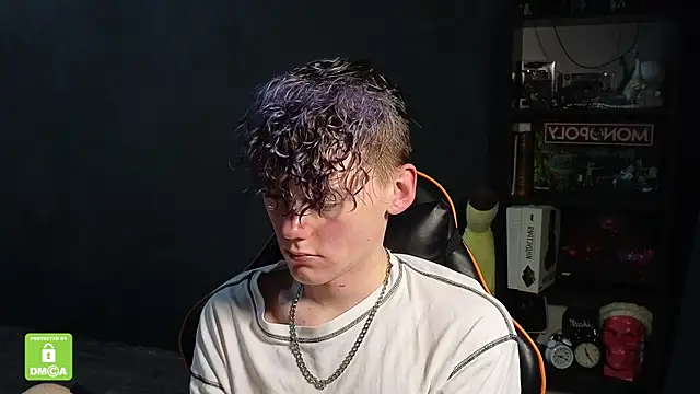 Keytaro online show from 11-28-25, 11:40