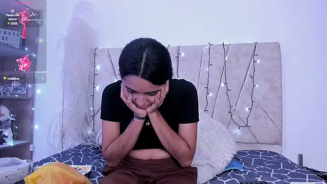 Kaela18 online show from 12-12-24, 06:53