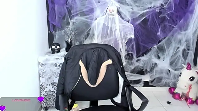 Snapshot of Marce_22 chatting on 10-10-25, 11:26 Marce 22 online show from 10-10-25, 11:26