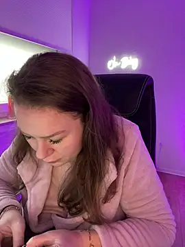 Fancy-Francy online show from 02-20-25, 07:12