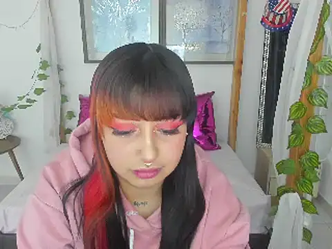 lussyevans24 online show from 01-14-25, 04:04