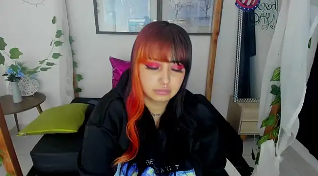 lussyevans24 online show from 01-22-25, 07:46