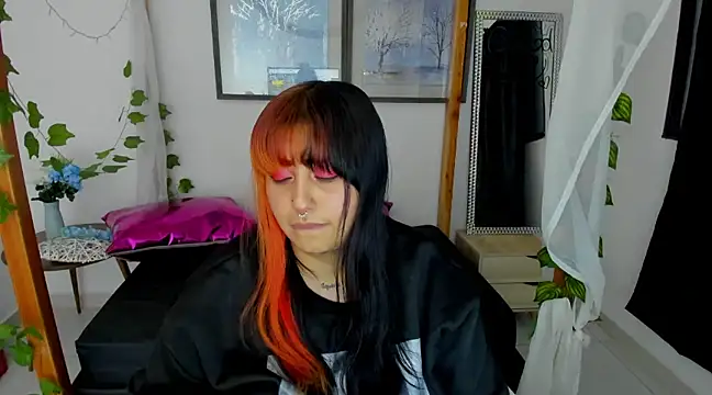 lussyevans24 online show from 01-23-25, 07:11