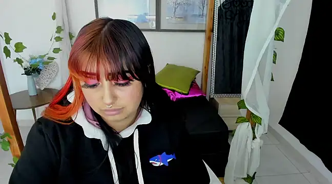lussyevans24 online show from 01-24-25, 06:57